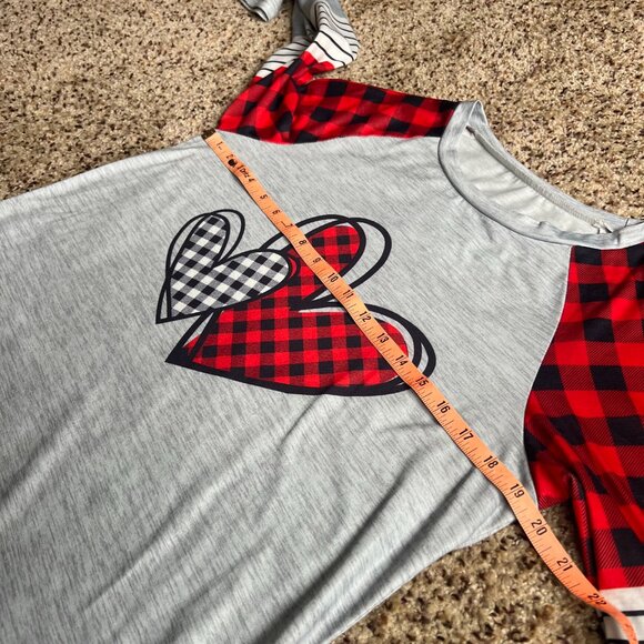 Buffalo Plaid Heart Gray Long Sleeve Top Size M - Picture 7 of 9